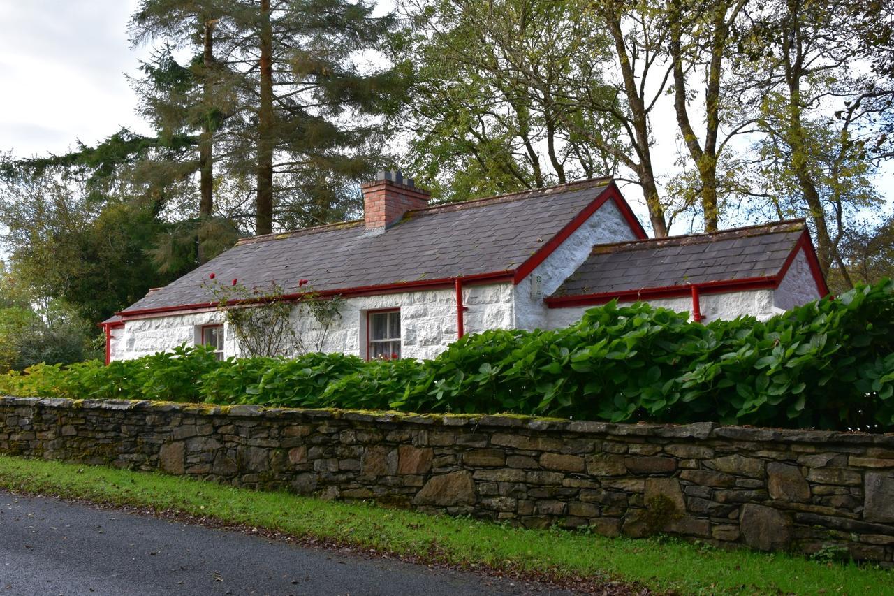 Railway Crossing Cottage Murlas Bridge Exterior photo